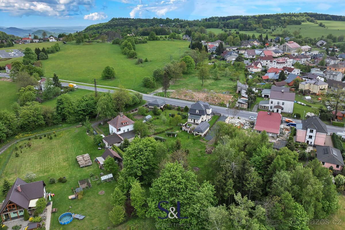 Pozemek připravený k výstavbě v klidné části Kamenického Šen - 13