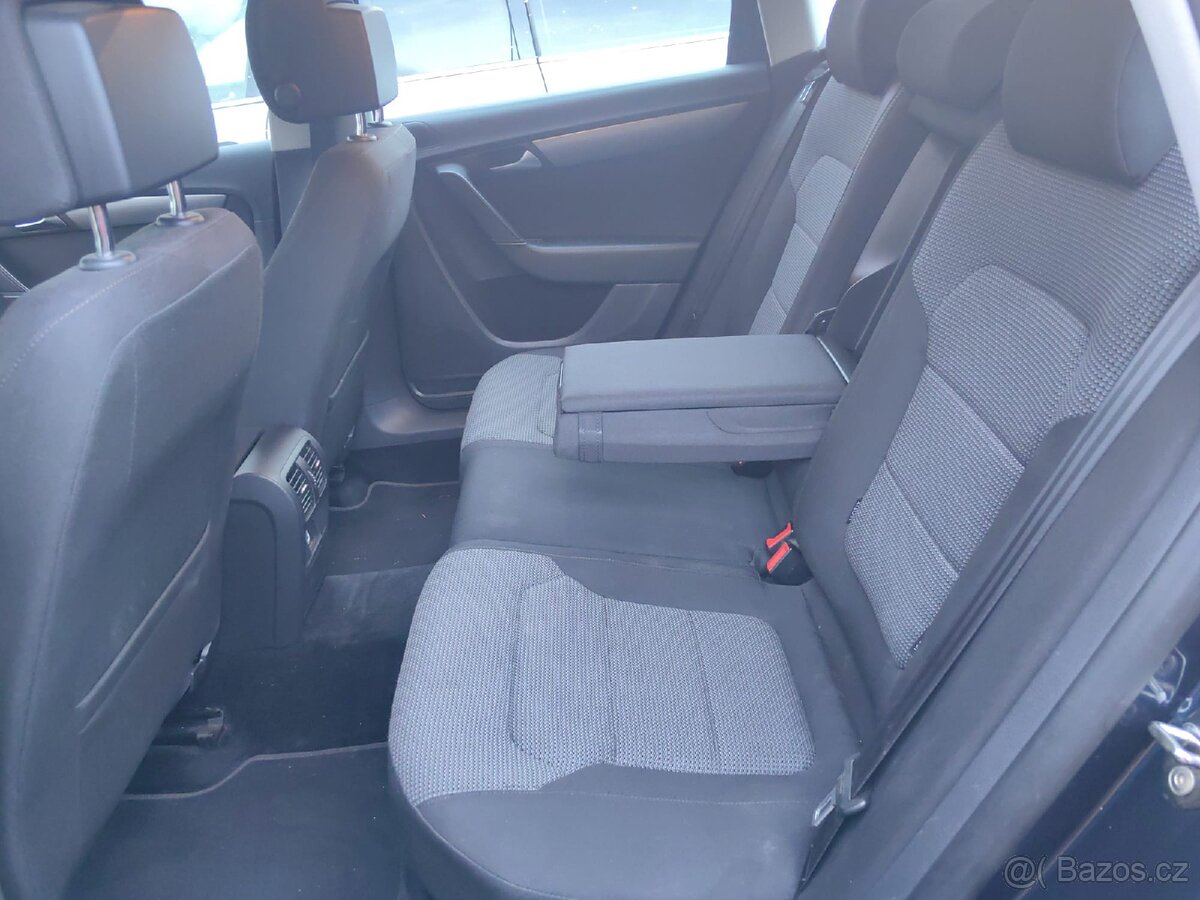 VW Passat B7 2.0tdi 4.motion servisní kn.Supr stav - 13