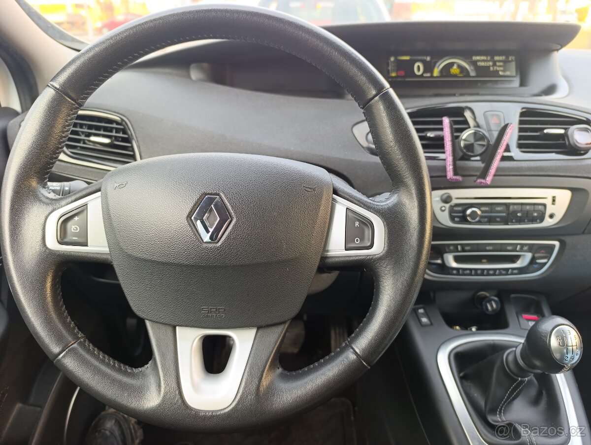 Renault Grand Scénic 1.5 dCi 81 kW - 13