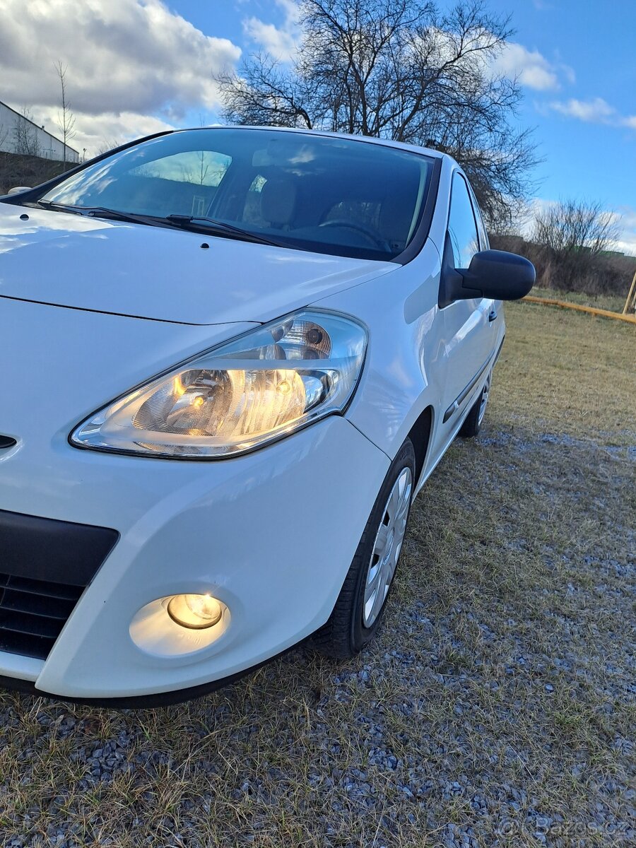 Renault Clio 1.2 - 13