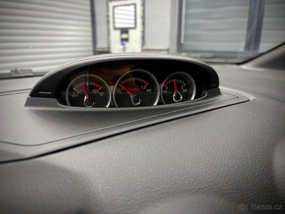 Ford Focus ST225 - 13