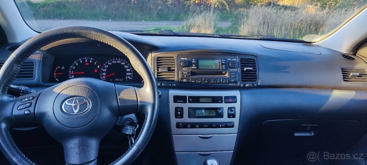 Toyota Corolla E12 Hatchback 1.6 81 kW (2006) - 13