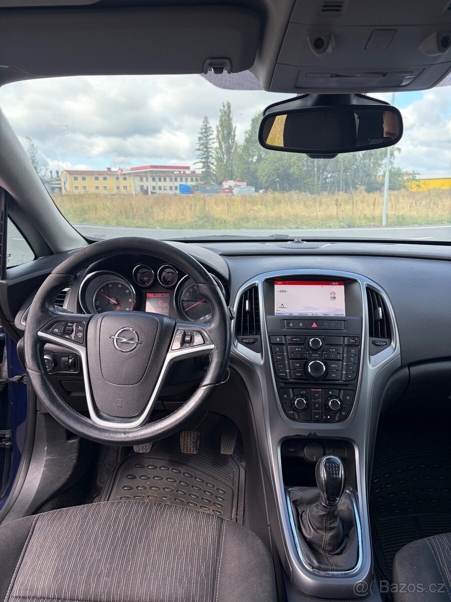 Opel Astra J 1.6 cdti - 13