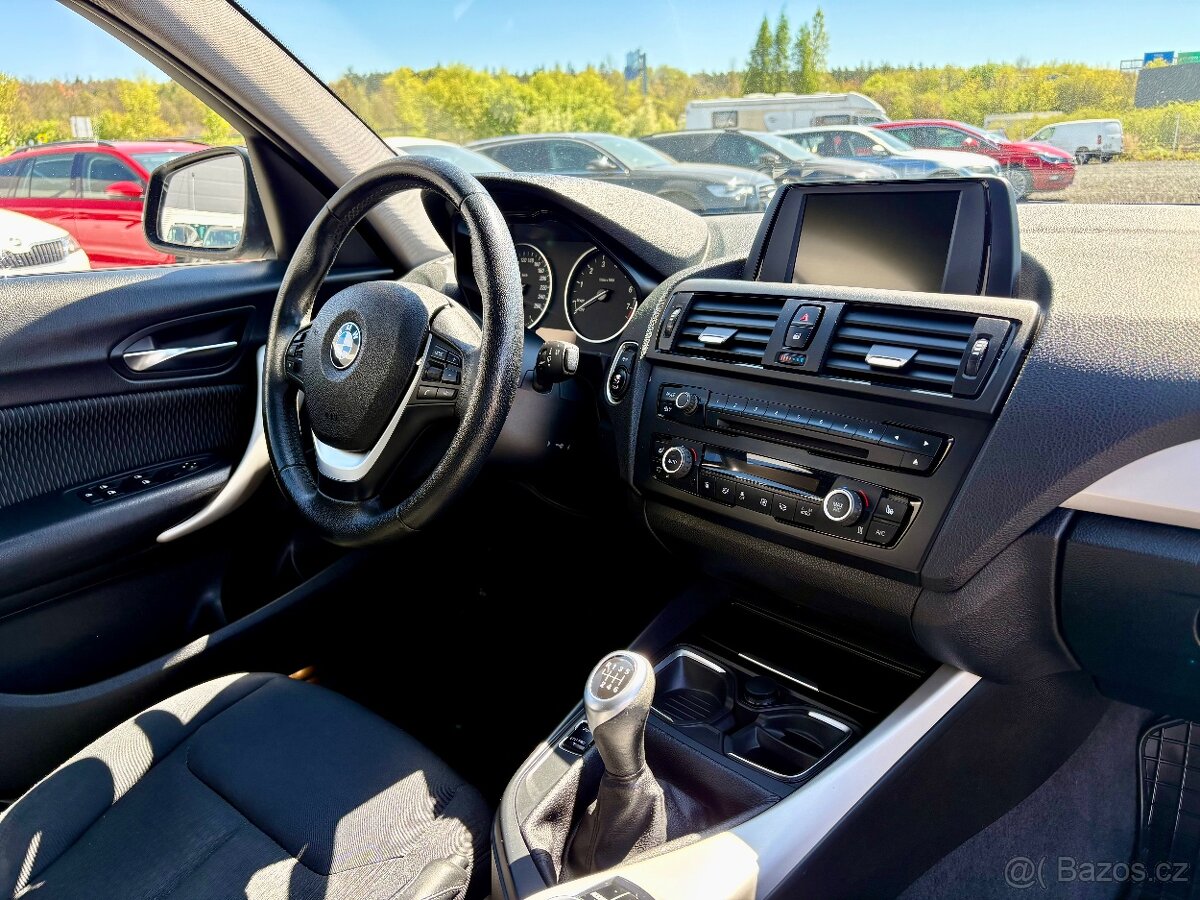 BMW Řada 1, 116i 100kw - 13