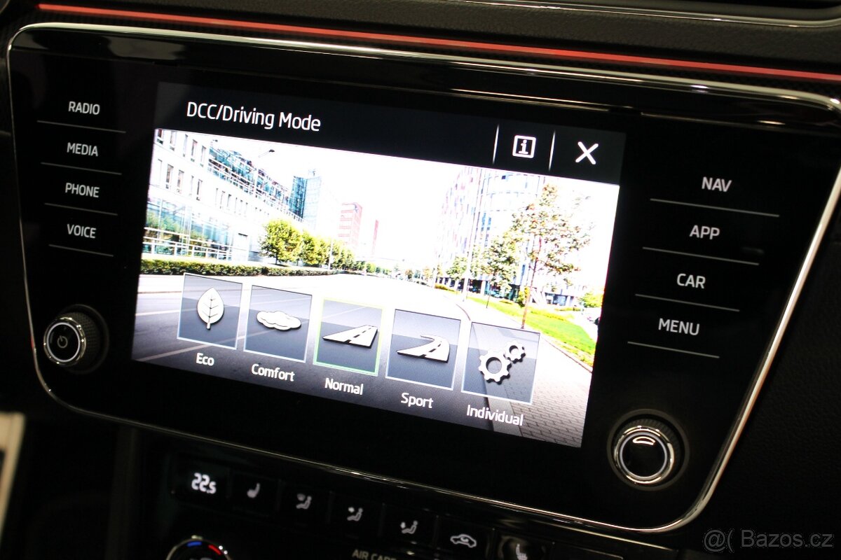 Škoda Superb, 2.0TDI 140kW DSG 4x4 SPORTLINE - 13