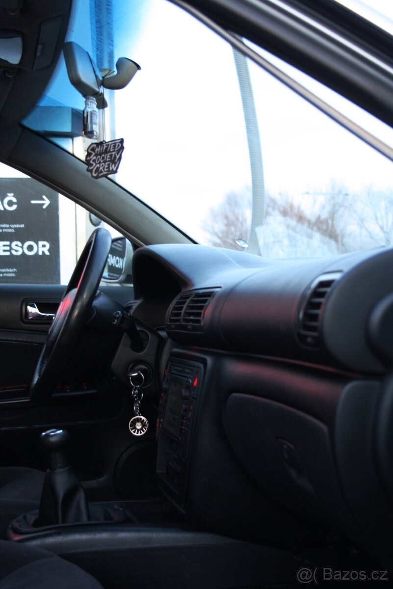 Prodám Volkswagen Passat B5.5 3BG VR5 20V - 13