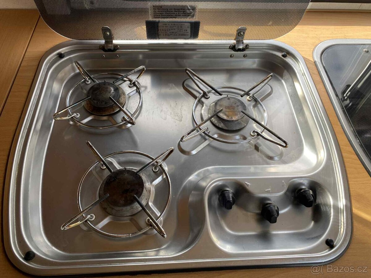 Knaus Sudwind 500 / 100 km/h/ Francouzská postel - 13