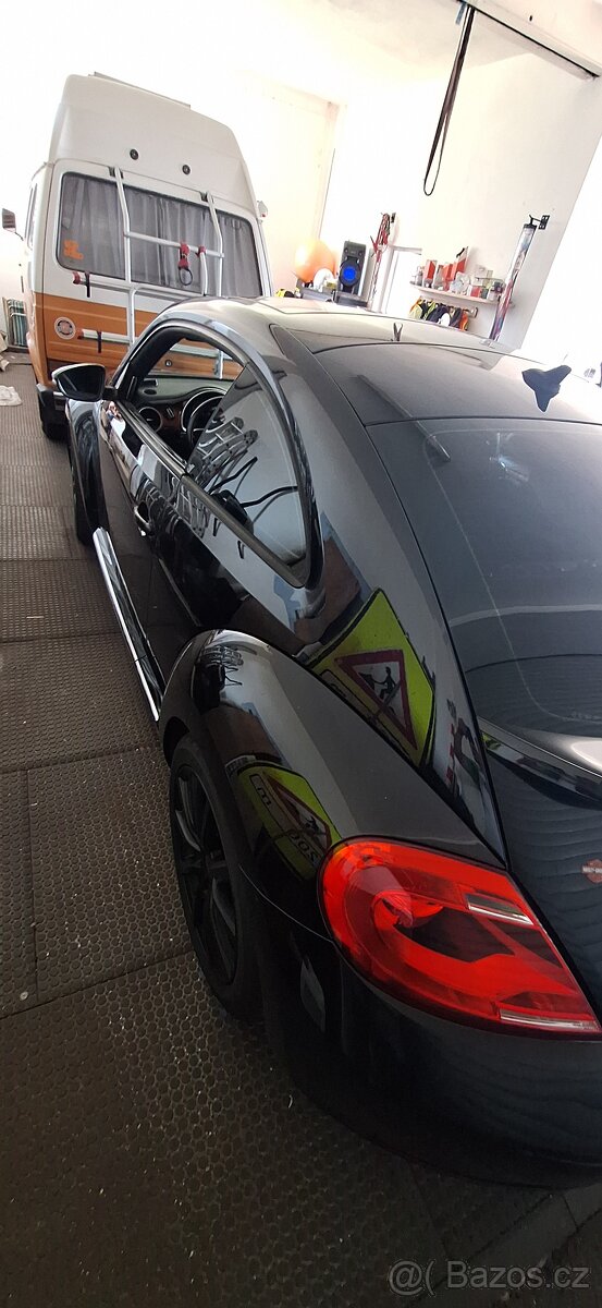 VW Beetle Fender Edition - 2.0 TSI - 155 kW - 13