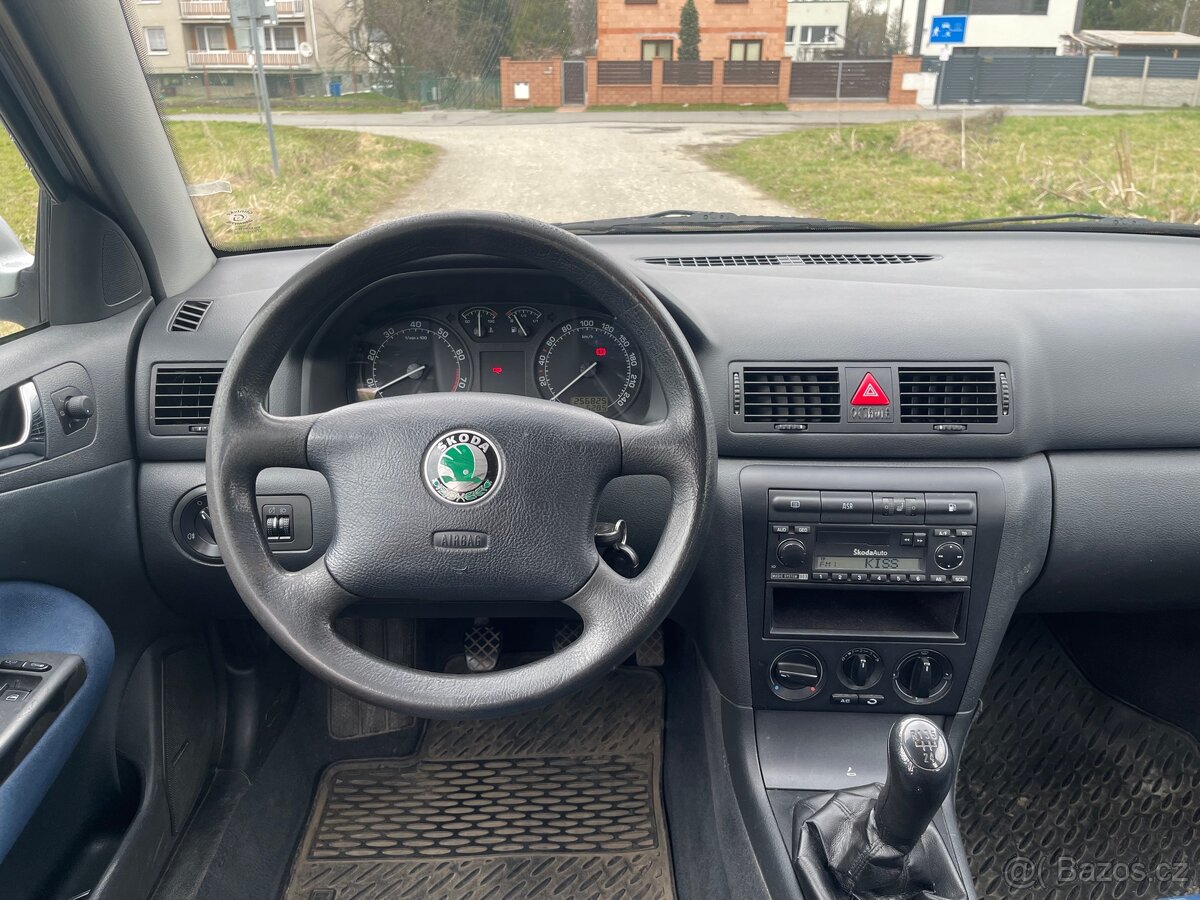 Prodám Škoda Octavia combi 1.6i - 13