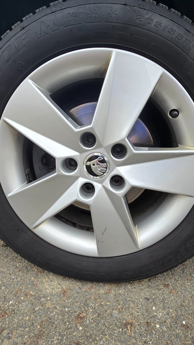 Škoda Octavia 1.6 TDI style combi - 13