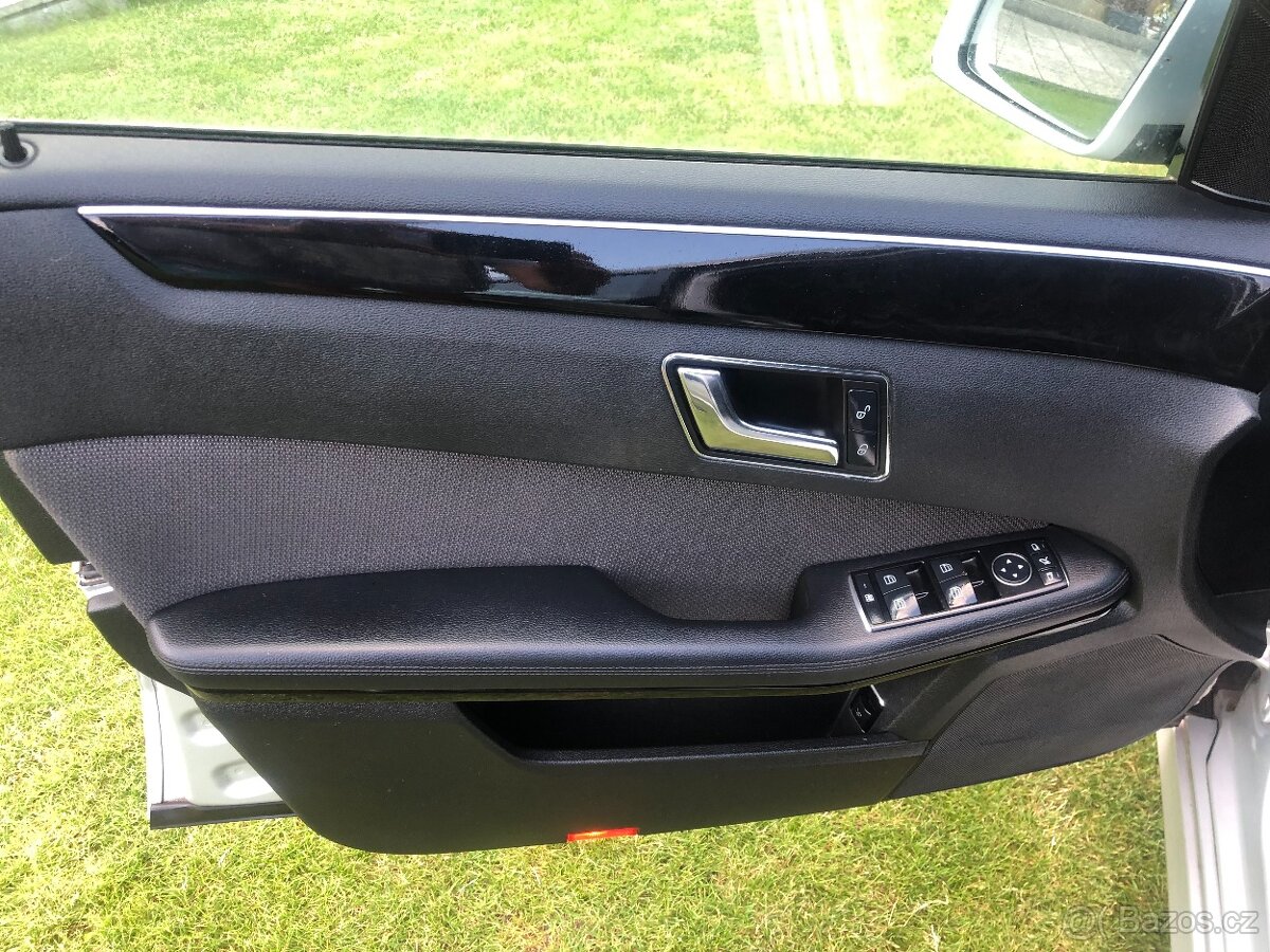 Mercedes E 4x4,3.0 CDI,195kW(265PS),229t.km,Xenony,TOPstav - 13