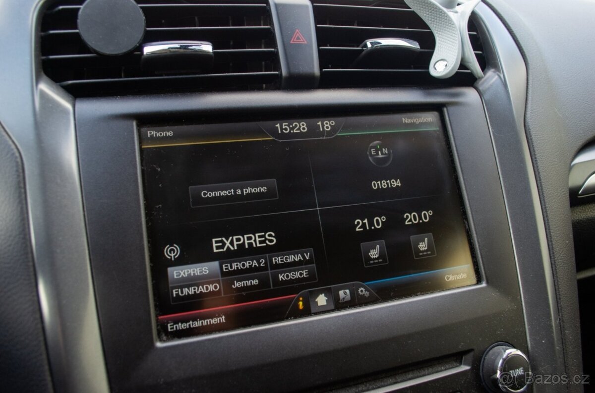 Ford Mondeo 2.0 Hybrid Titanium ODPOČET DPH - 13