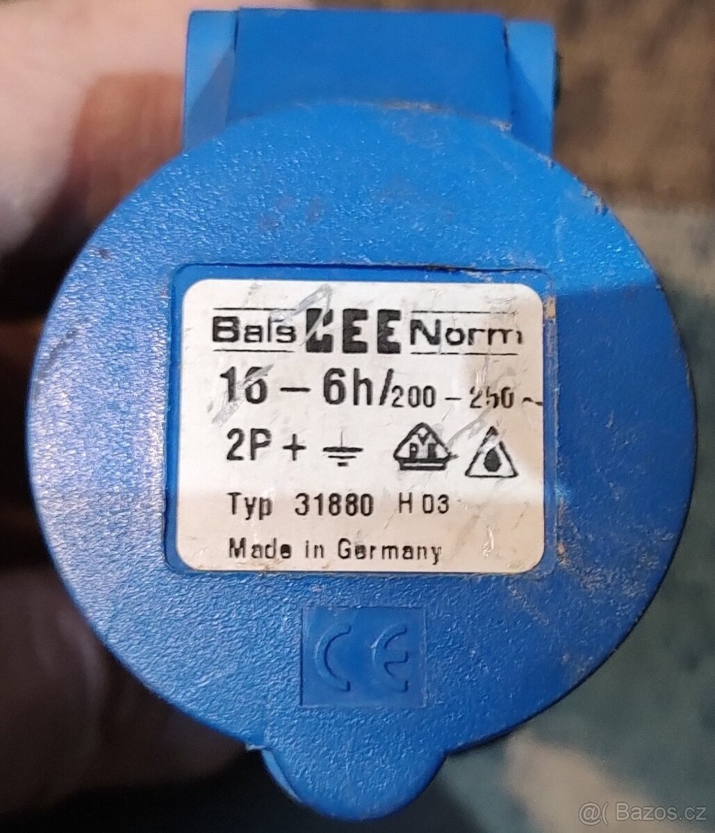 Zásuvky 380V - 13