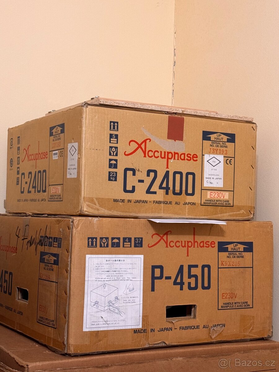 Accuphase C-2400; Accuphase P-450 - 13