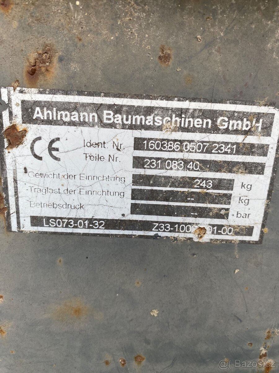 Kloubový nakladač Ahlmann AX70 - 13