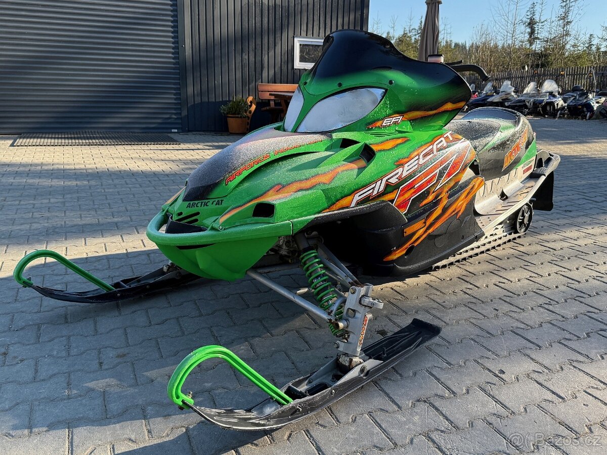 Snežný skúter Arctic Cat FIRECAT F7 EFI - 13