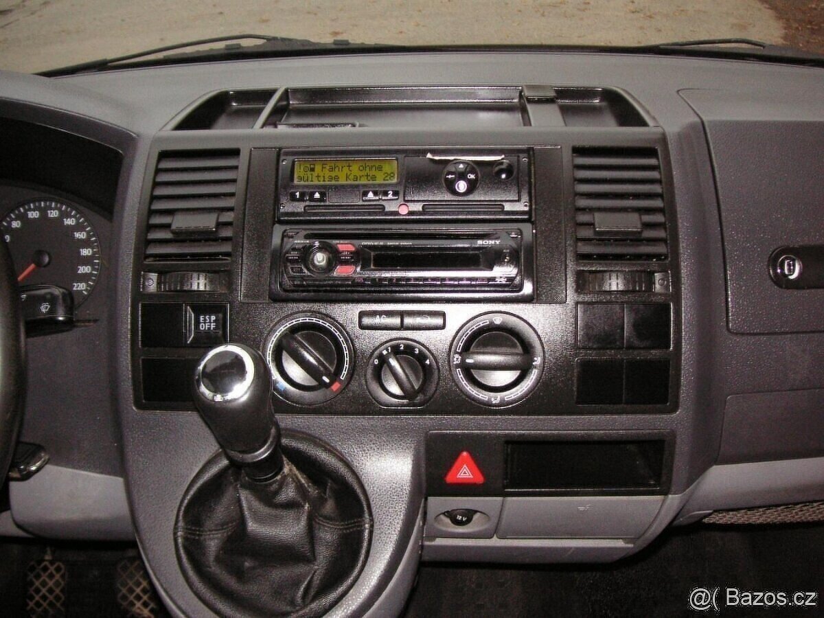 VW Transporter T5 2.5 TDi 4x4 - 13