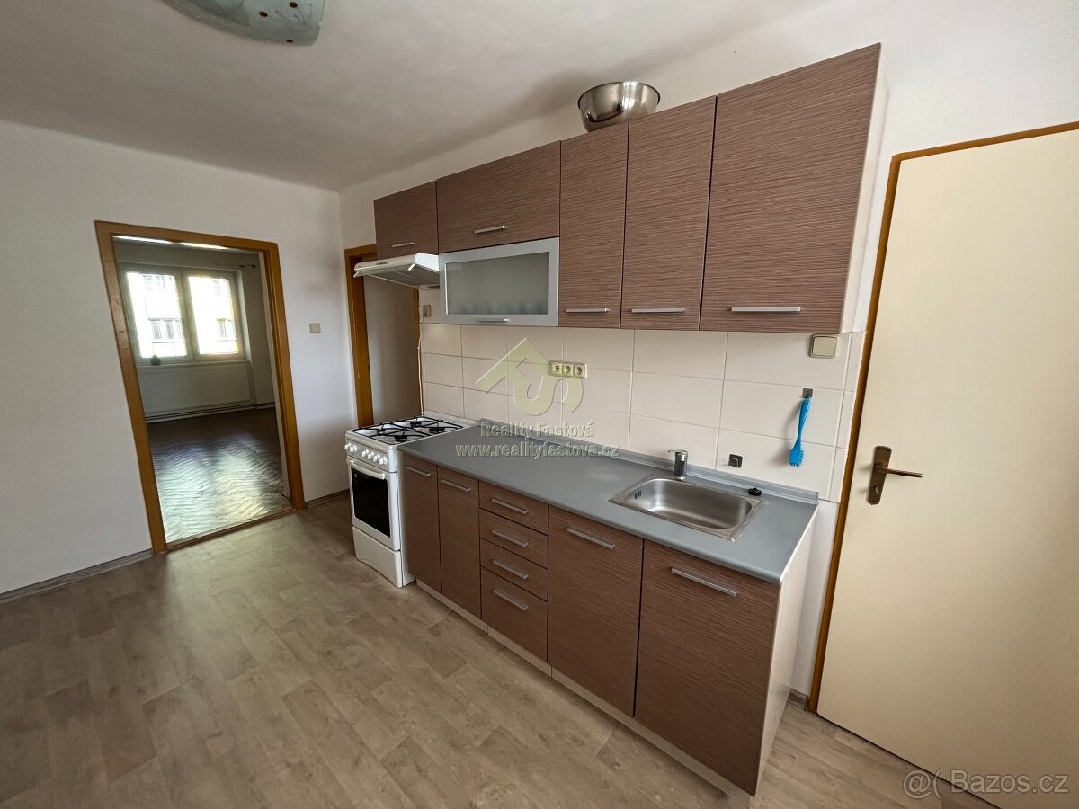 Zajímavá investiční příležitost Prodej bytového domu v Roky - 13