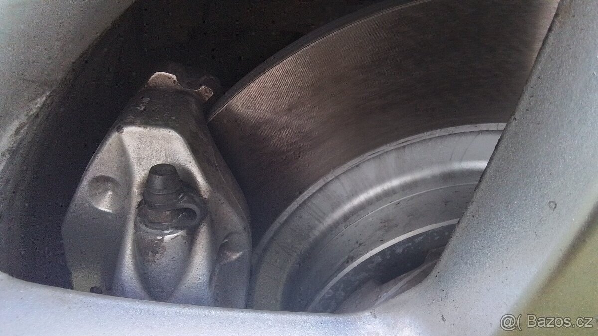 Jaguar S Type R Supercharger 4.2 V8 - 13