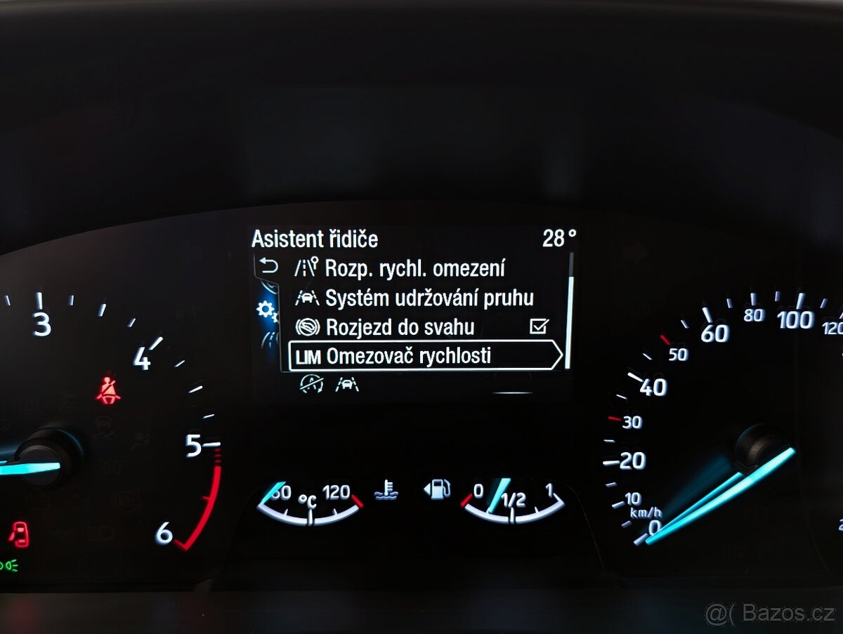 Ford Focus 2.0 EcoBlue 110kW TITANIUM, FULL LED, LANE ASIST - 13