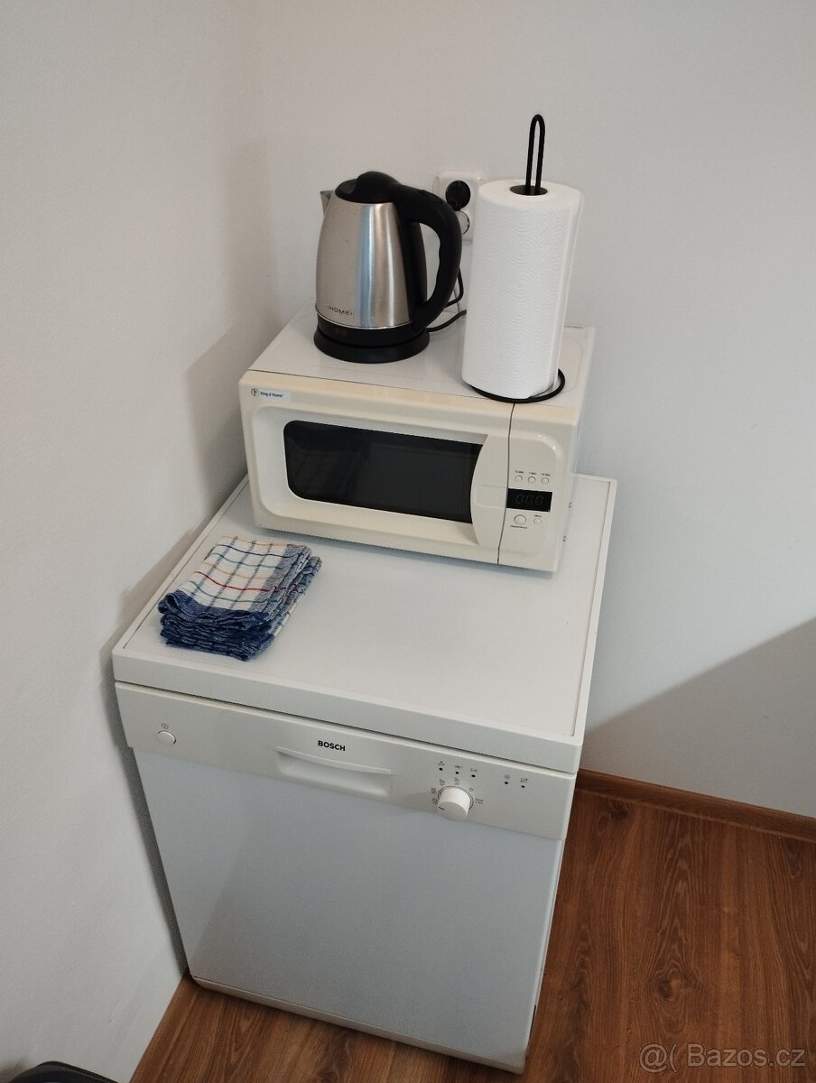 Plně vybavený nový byt 1+kk 25 m2 v OV bez RK - 13