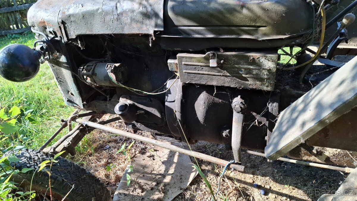 Prodám traktor Zetor 25 A - 13