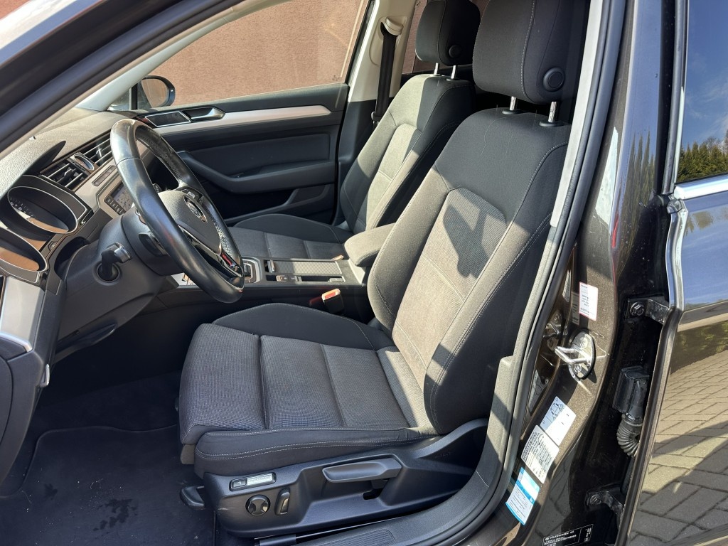 VW Passat 2.0 TDi 110kW - 13