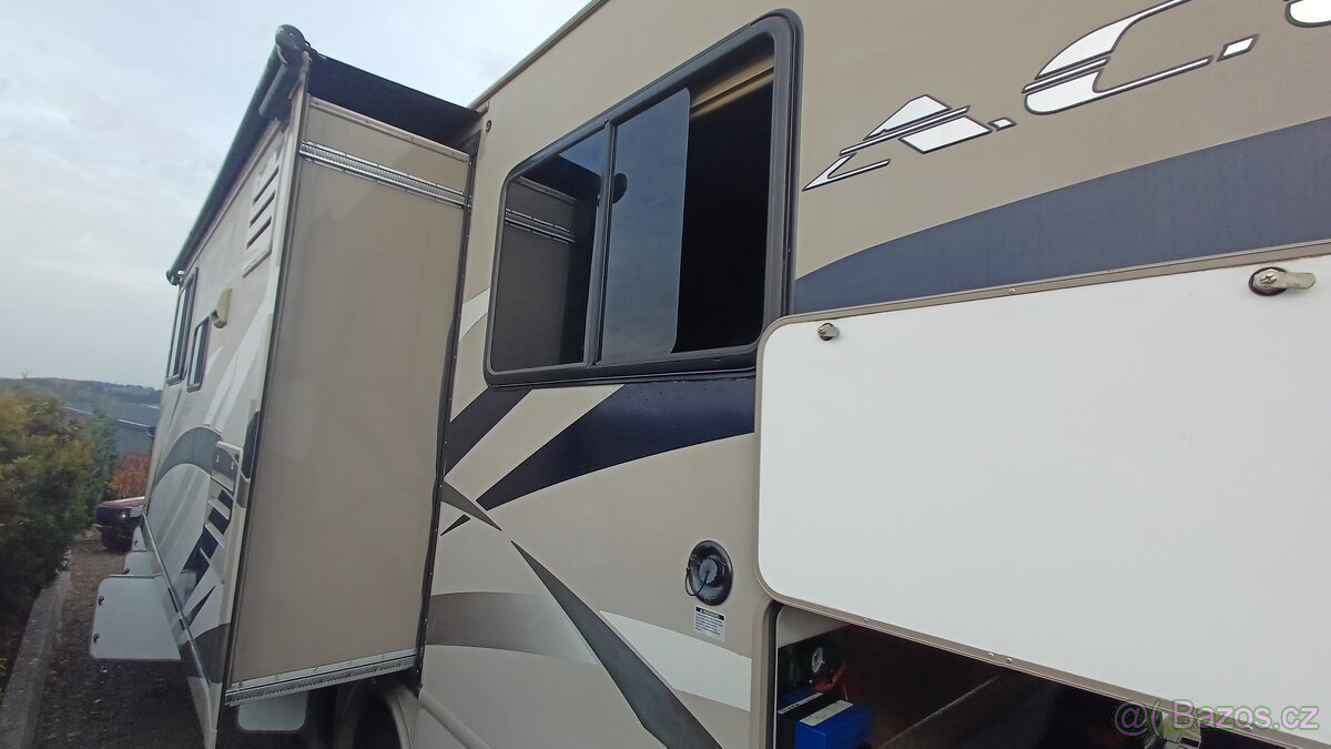 Thor ACE 29.2 USA - 13