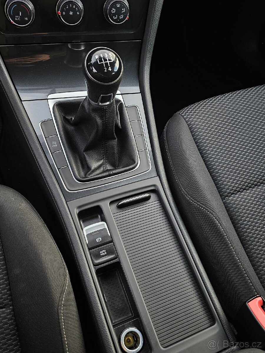 2018 GOLF 7 VARIANT 1,6 TDI MANUÁL - 13
