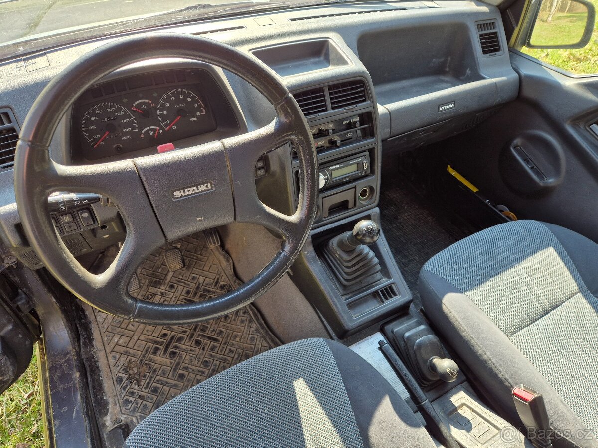 Suzuki Vitara 1.6JLX - 13