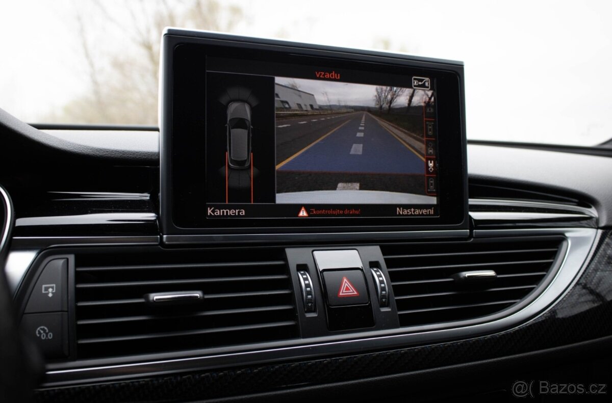 Audi RS6 quattro - 13