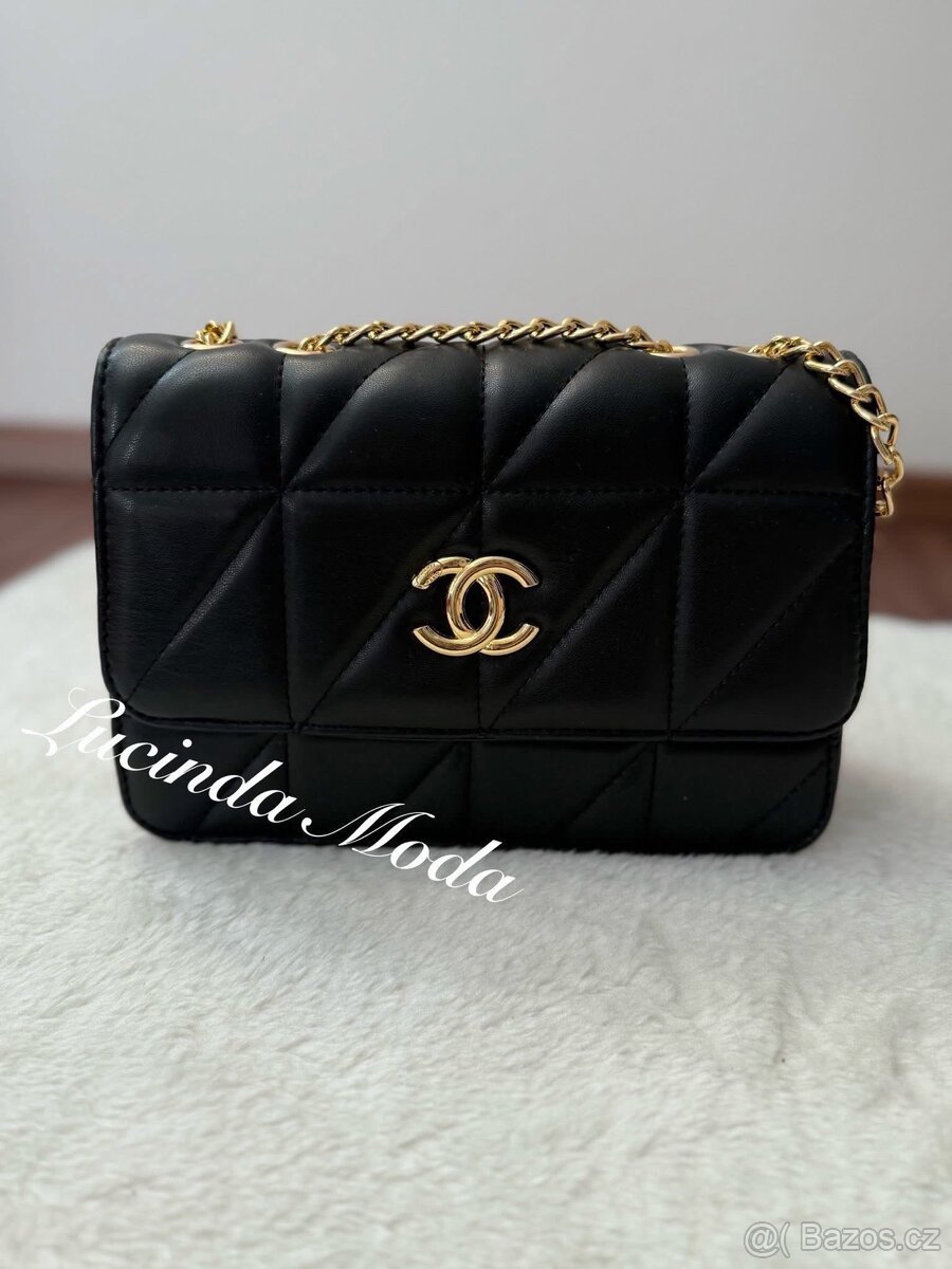 Úžasná crossbody kabelka - 13