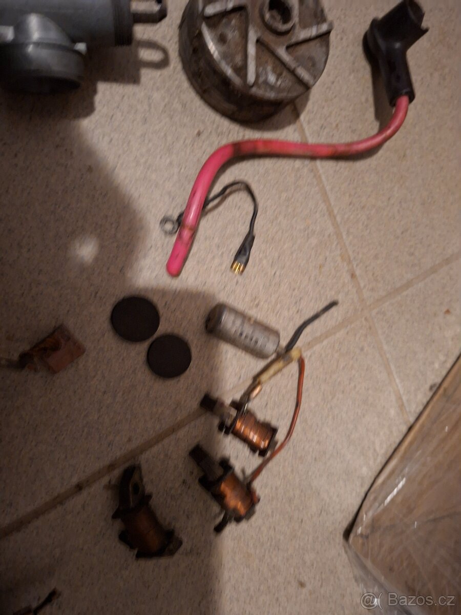 Nahradni dily - jawa CZ, pionyr, kyvacka - mix - 13