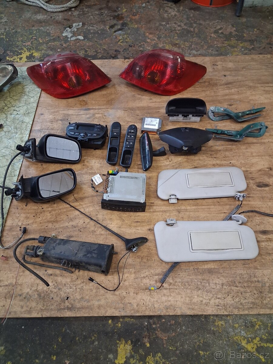 Peugeot 307 rok 2005 veskere dily - 13