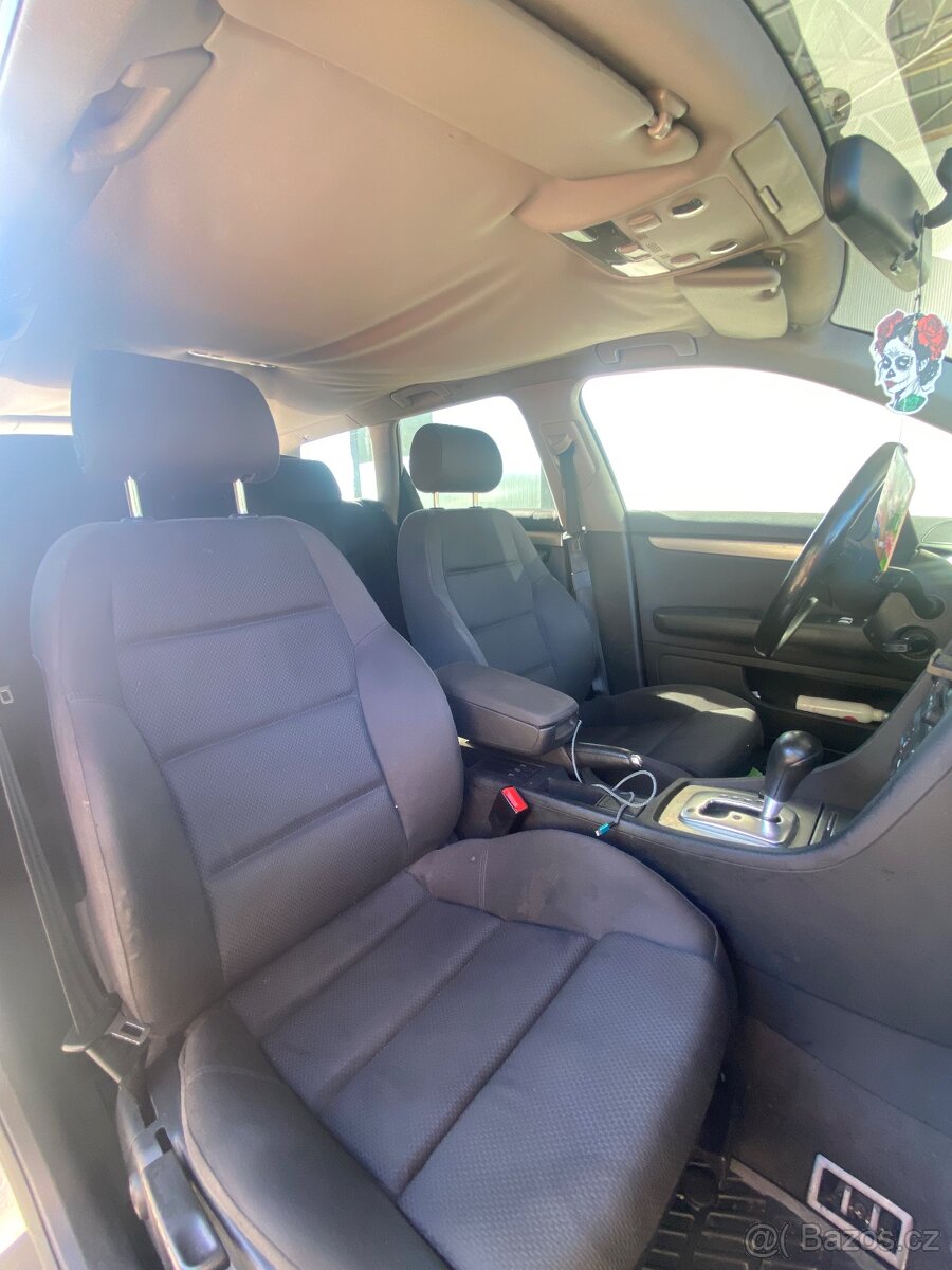 Audi A4B6 - 13