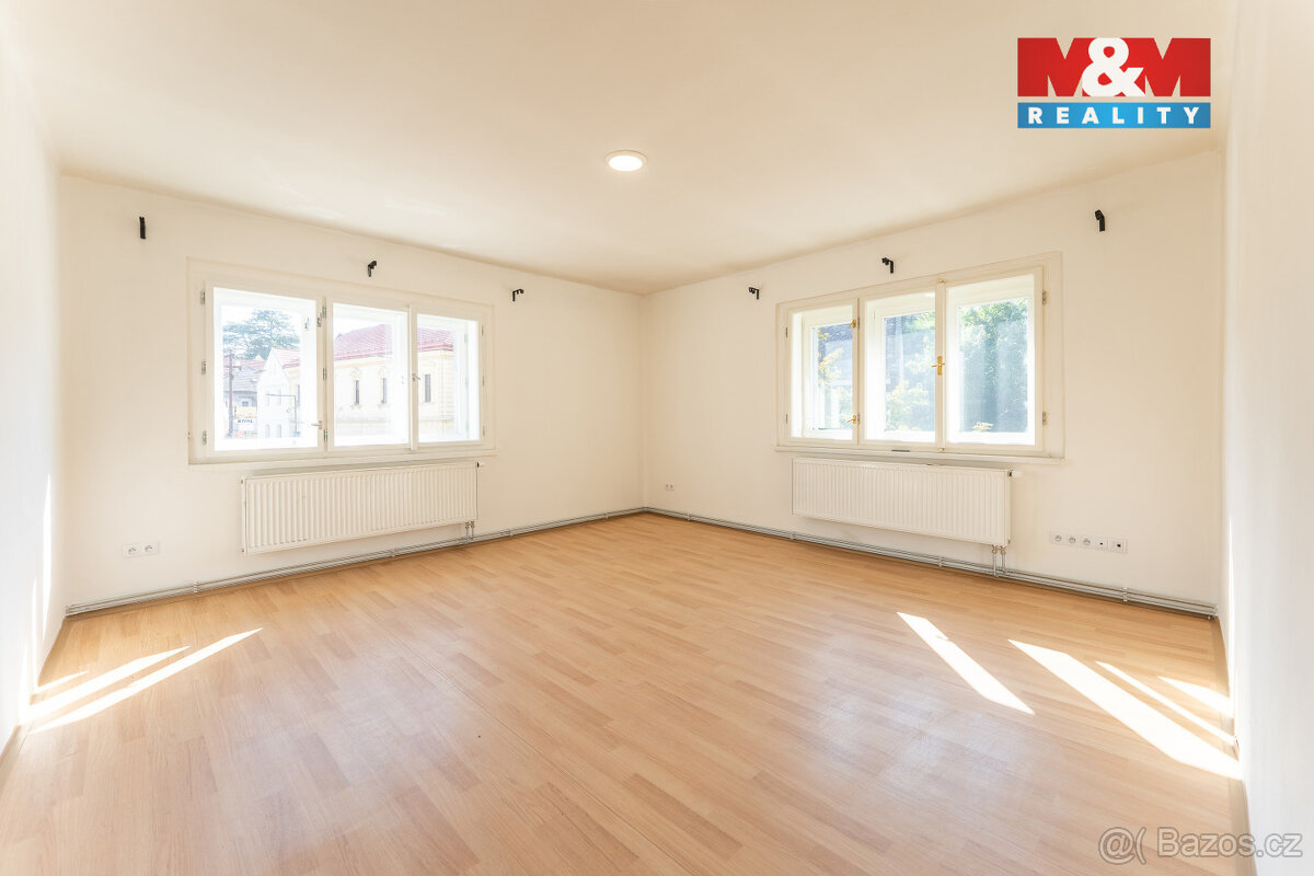 Prodej nájemního domu v Liběchově, ul. nám. V. Levého - 13