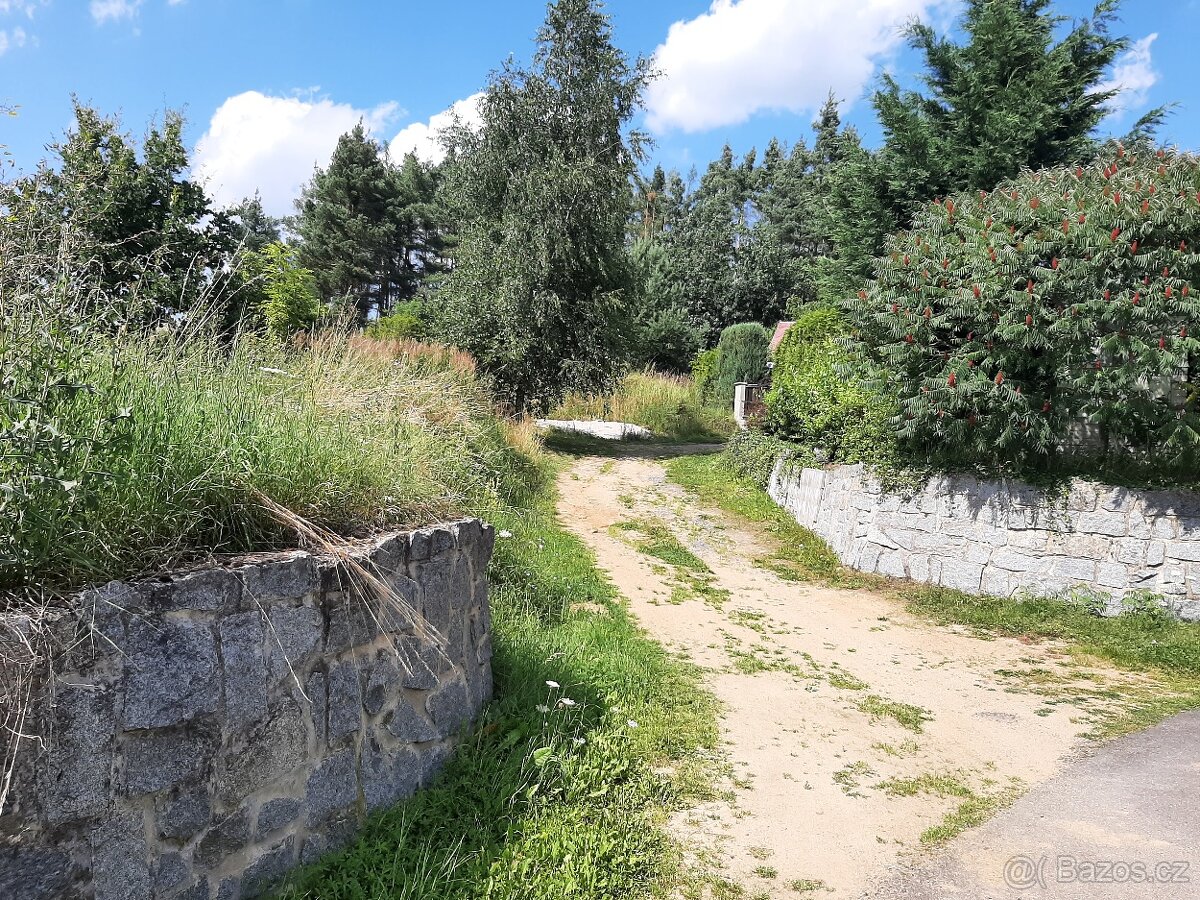 Stavební pozemek 1365m2 u přehrady Orlík - 13