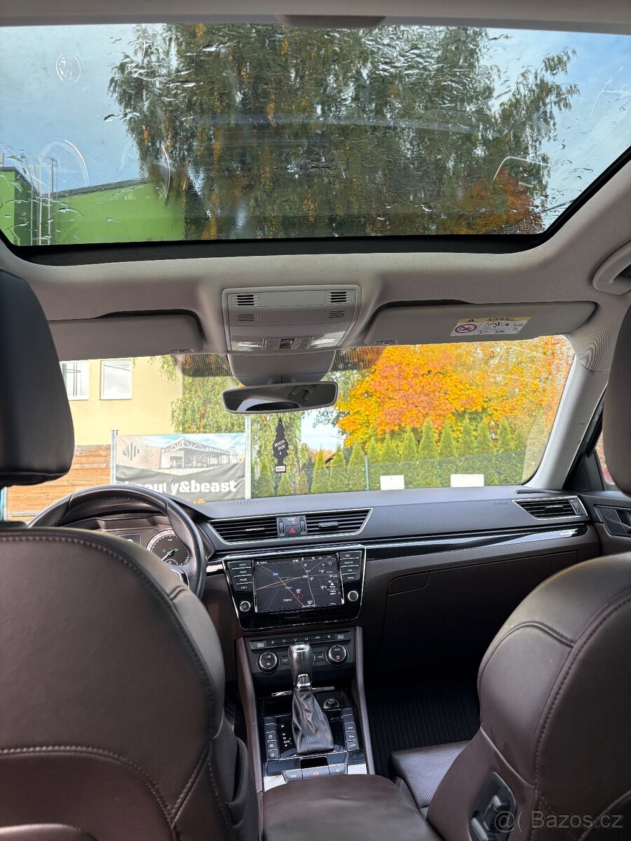 Škoda Superb 2.0 Tdi 140 Kw,Laurin a Klement - 13