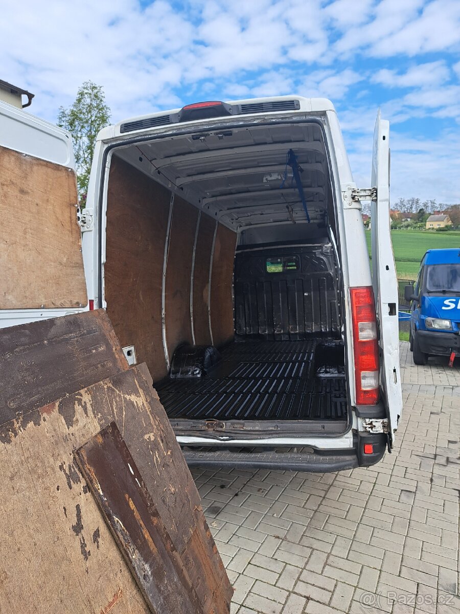 Iveco Daily 2.3 2010 - 13