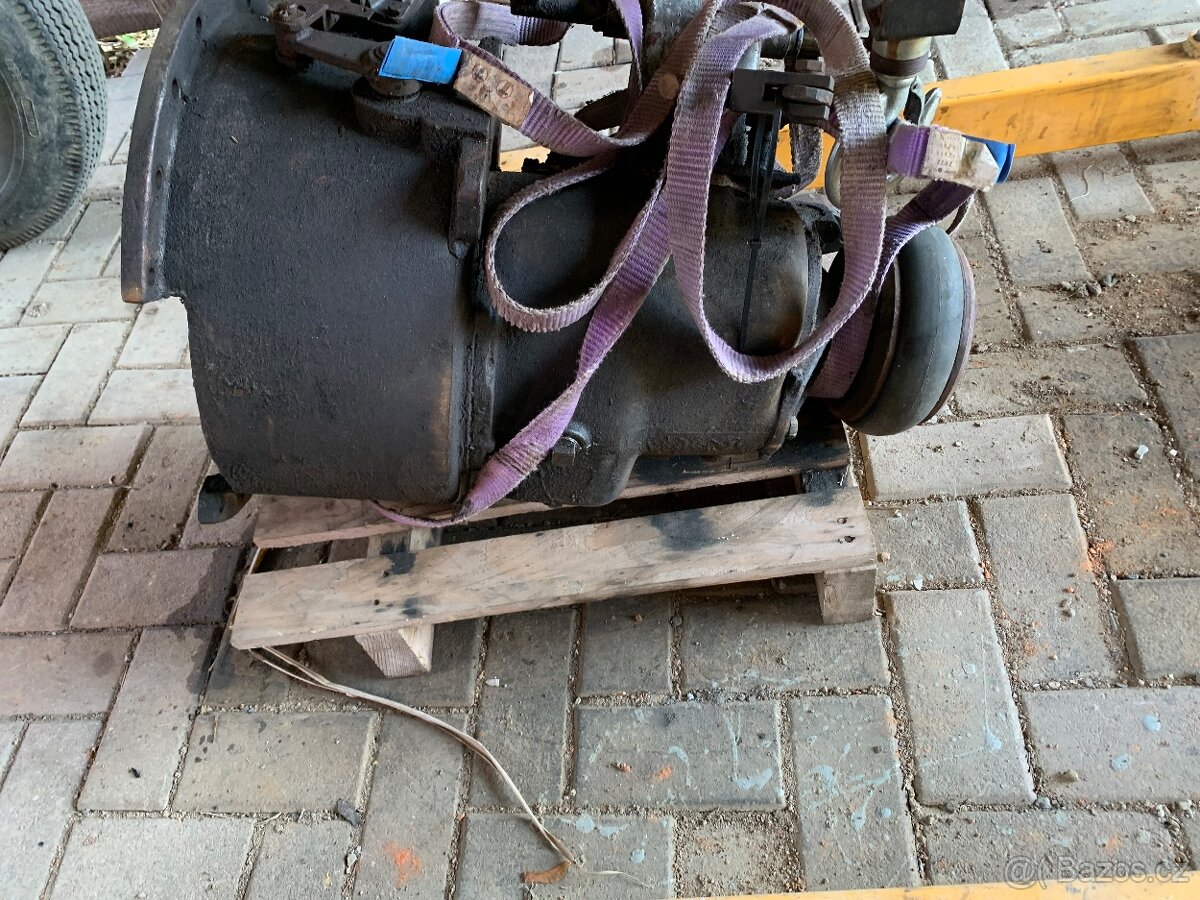 Malotraktor domaci výroby torzo a dily - 13