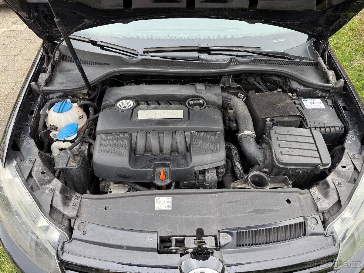 Prodám VW Golf VI 1.6 mpi 75kw - 13