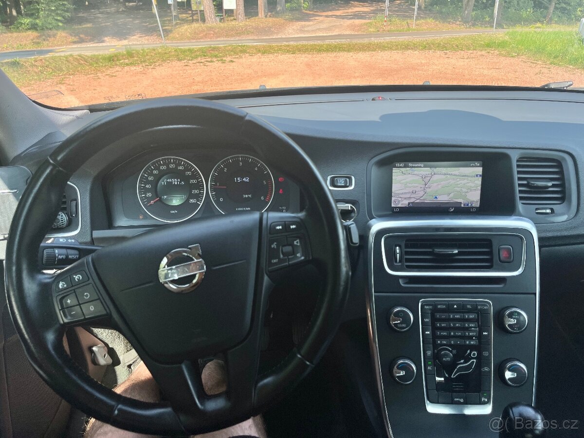 VOLVO S60 1.6 d - 13