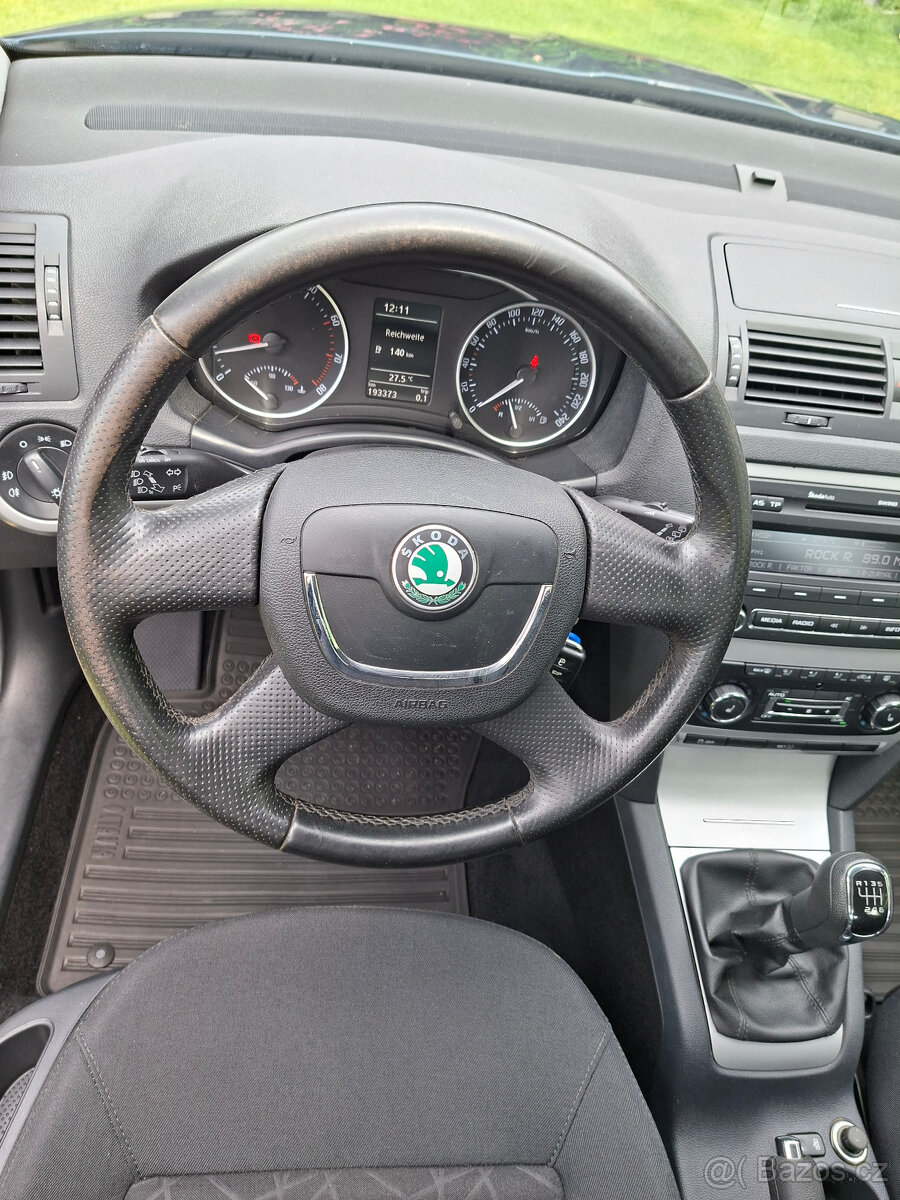ŠKODA OCTAVIA 1.2TSI AMBIENTE - 13