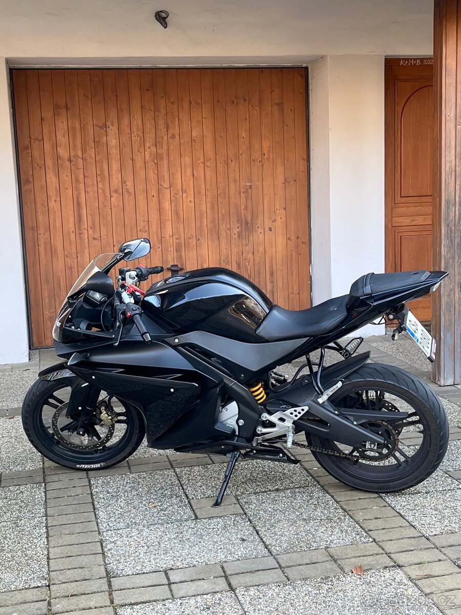 Yamaha YZF-R125, A1, 2011 - 13