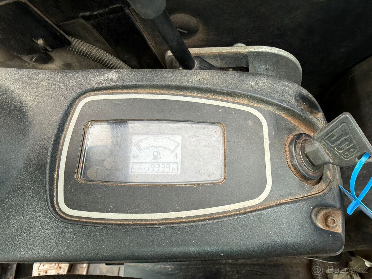 Prodám minibagr JCB 8026CTS - 13