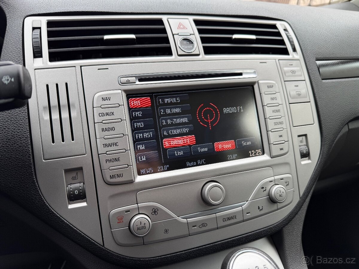 Ford Kuga 2.0 tdci 103kw - 13