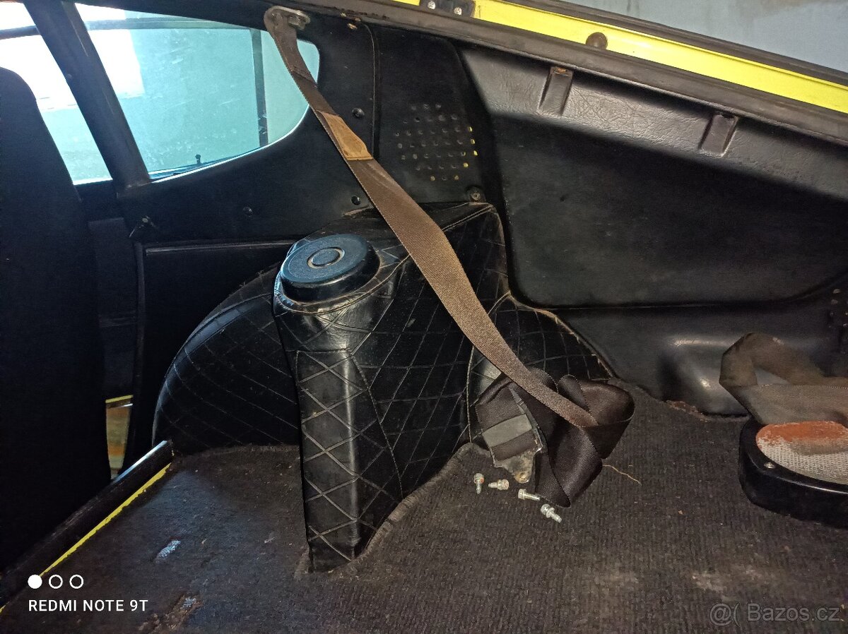 Datsun 240Z, manuál - 13