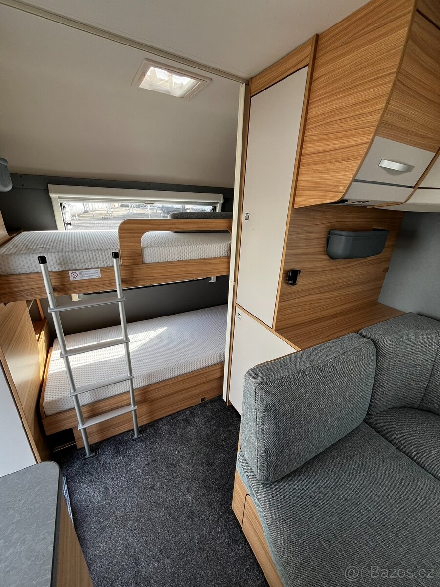Dethleffs Camper 560 FMK - 13