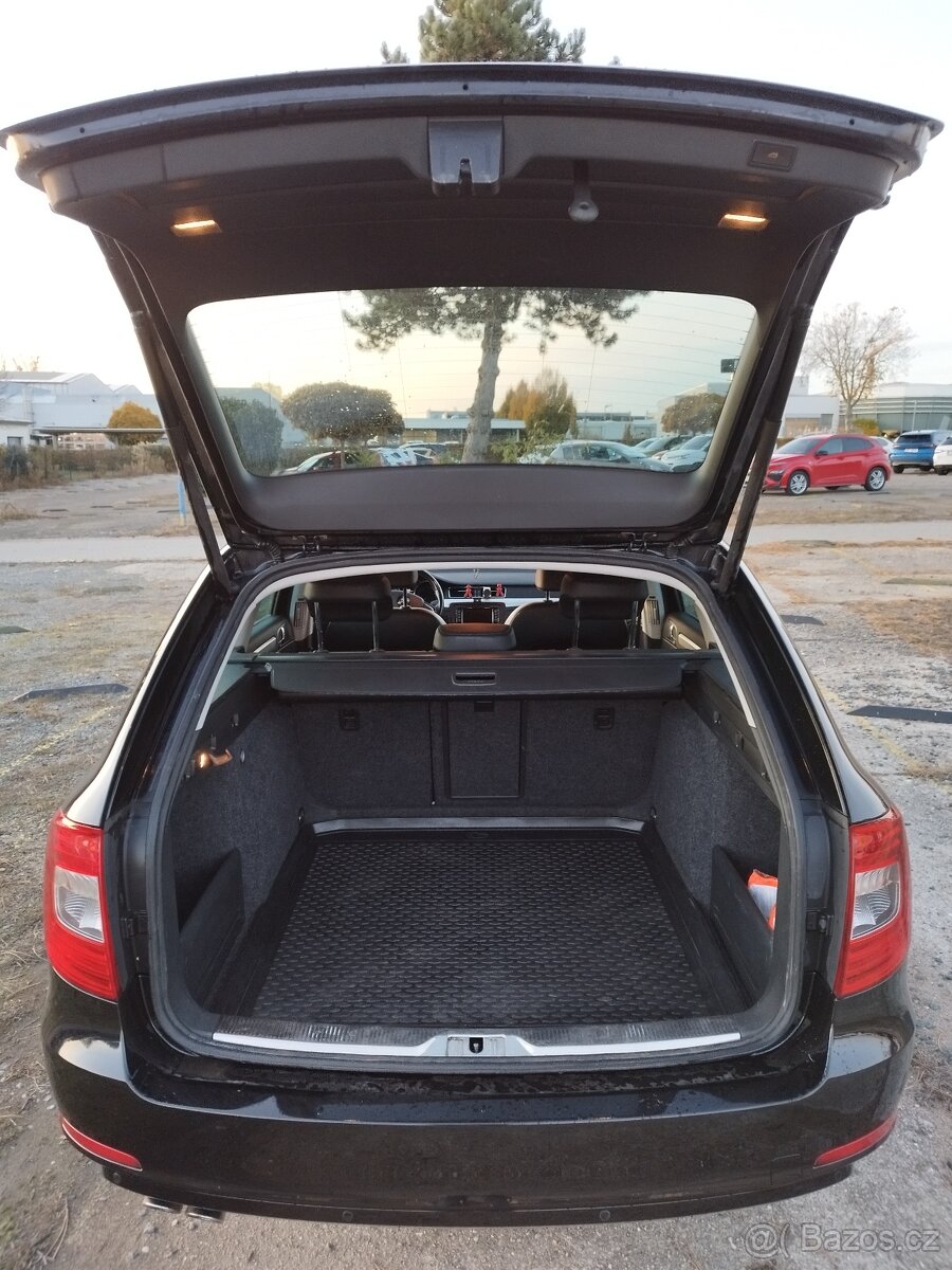 Škoda Superb Combi 125kW - 13