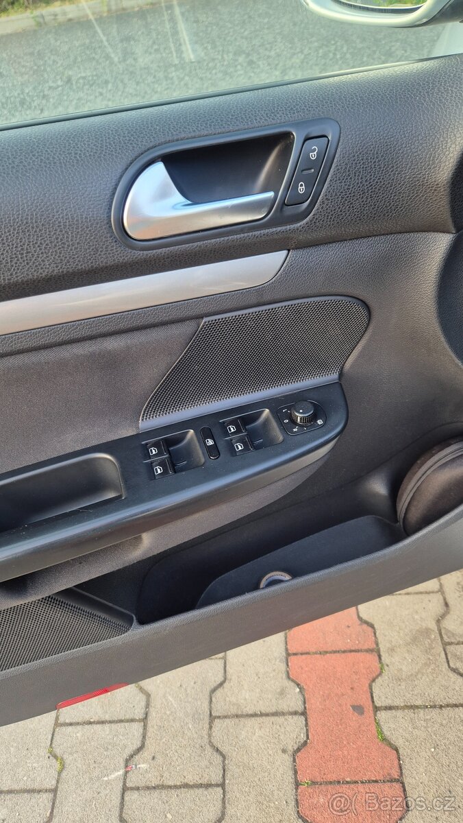 VW GOLF 6 kombi 1.6TDi 77kW - 13